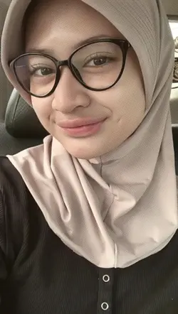 bulan pun berganti