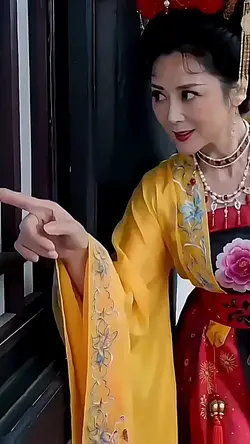 KHÔNG NHÌN TRỘM!!