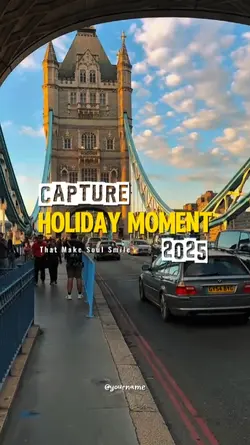 HOLIDAY MOMENT 2025