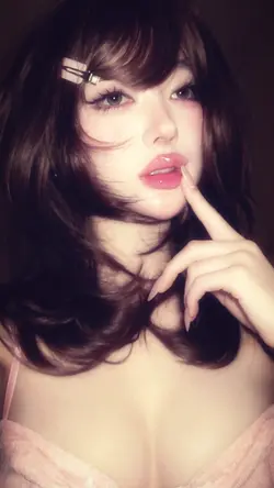 2 clips