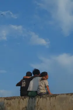 dulu kita sahabat