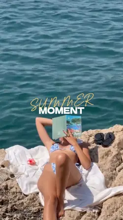 SUMMER MOMENT