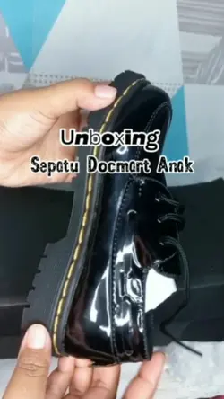 sepatu 