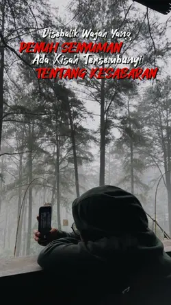 Dibalik Wajah Senyum