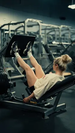 6 clip videos Gym