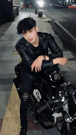 aesthetic Black 