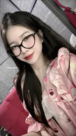 Tiền đâu mà cưới 