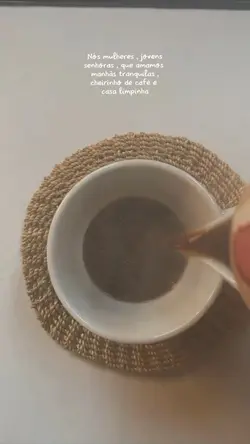 Manhãs tranquilas ☕️