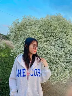 Bunny phyo.feel song