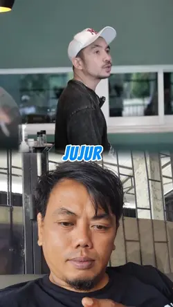 Bertahan atau mundur