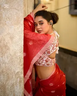 একটা বউ লাগবে আমার 