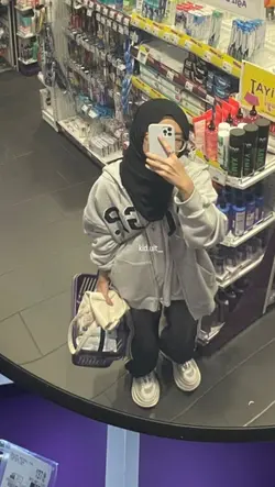 mysterious girl V2 
