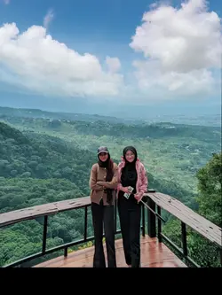awan bergerak esteti