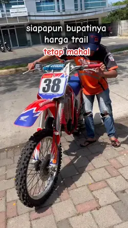 siapapun bupatinya 