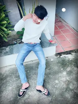 ថាបងស្នេហ៍ស្រី