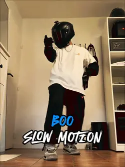 BOO