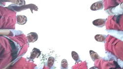 lulus sekolah kemana