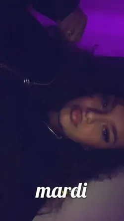 𝑴𝒂𝒚𝒍𝒊𝒆 𝑳𝒂 𝑺𝒕𝒂𝒓💋
