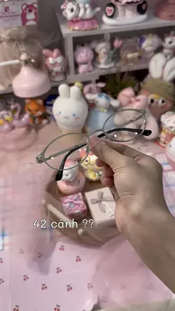 Kính