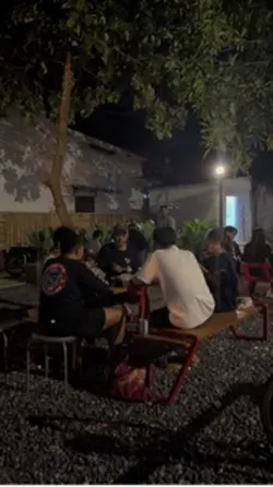 Cafe at nigh