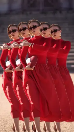 Fashion / Red Dres