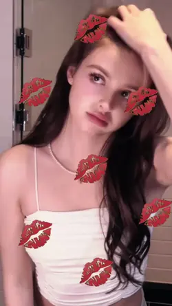boomerang kiss