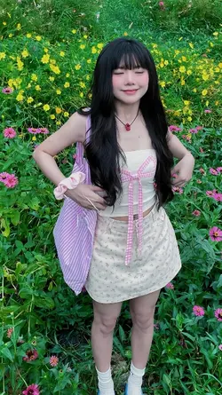 2 pics 22916081945