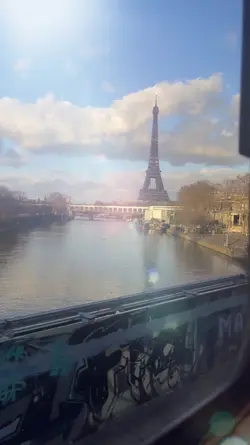 Tour Eiffel en metro