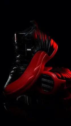 SNEAKER STORE