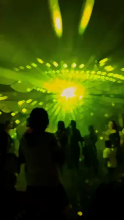 PARTY KANCINGAN