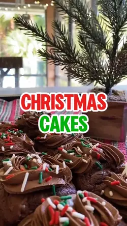 CHRISTMAS CAKES