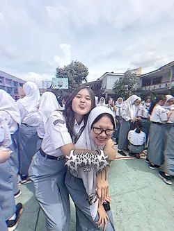 VERSI 3:4