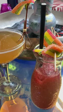 Cocktail Bar