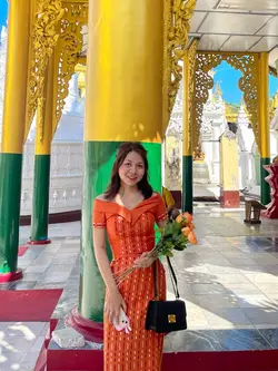 ရိုးရိုးလေးမိတ်ကပ်မလိမ်းဘဲသူလှတယ်🧡