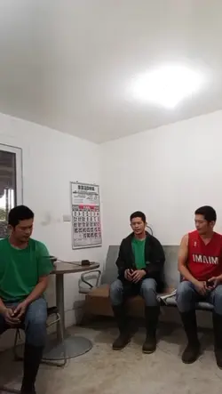 practice singing 
