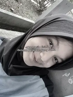 Aku msih disini