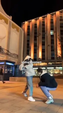 sibling's moment 