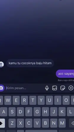 cocoknya baju hitam