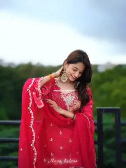 කුලුදුලේ පේම් කෙරූ..