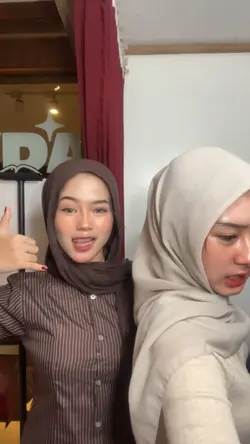 Aku berlutut dc