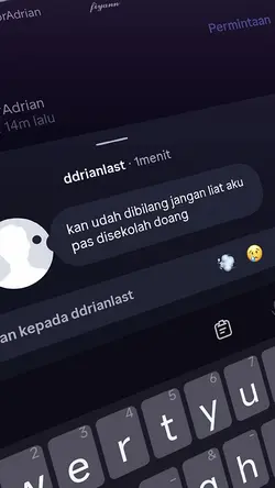 JANGAN LIAT AKU DI
