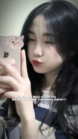 em mà mặc áo bà ba