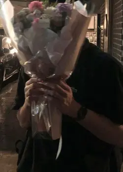 <33