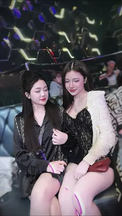 Trình Chiếu + Màu