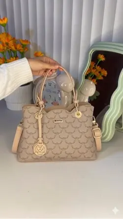 Review tas