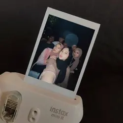 frame aesthetic 