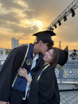 couple graduation 
