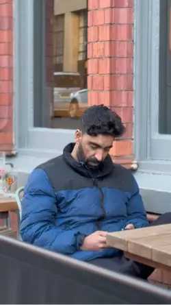 Umar bhr kon nibhata