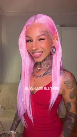 Eu de cabelo pretin 
