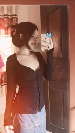 ឈឺត្រង់នេះ😅💔